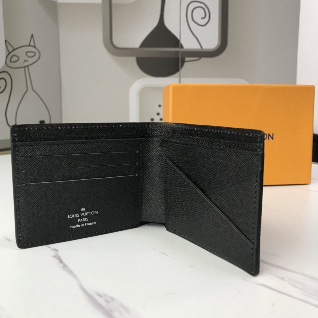 BL - High Quality Wallet LUV 078
