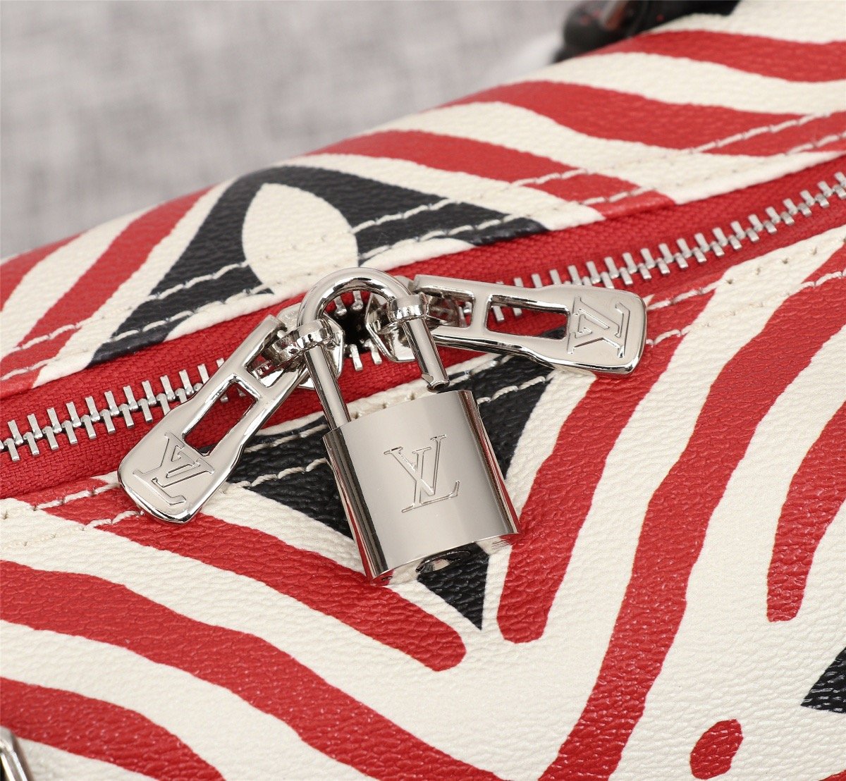 BL - High Quality Bags LUV 187