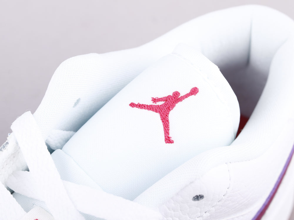 BL - AJ1 Valentine's Day