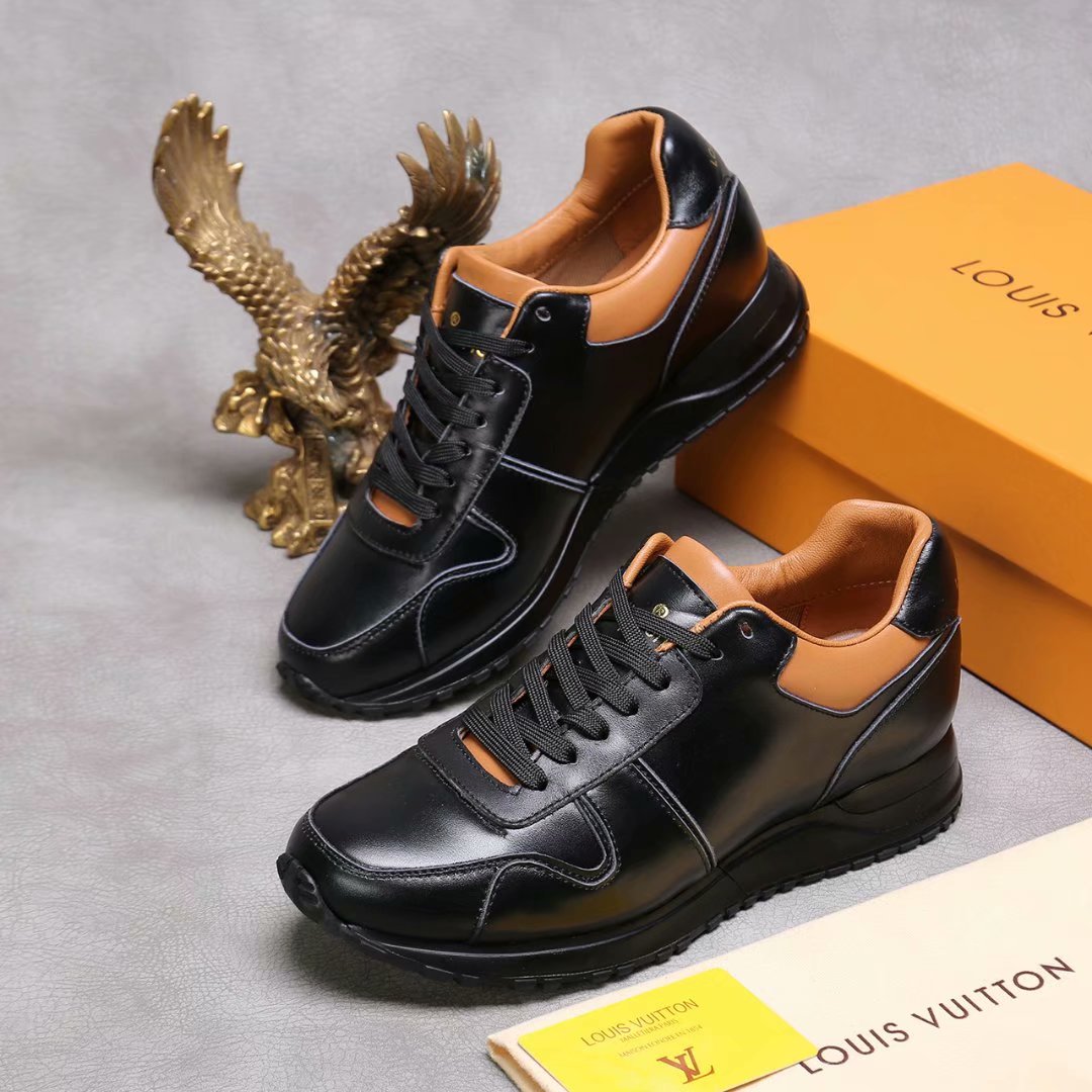 BL - LUV Run Away Black Sneaker