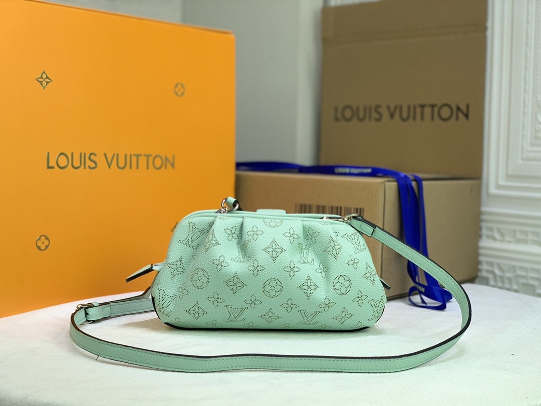 BL - High Quality Bags LUV 093