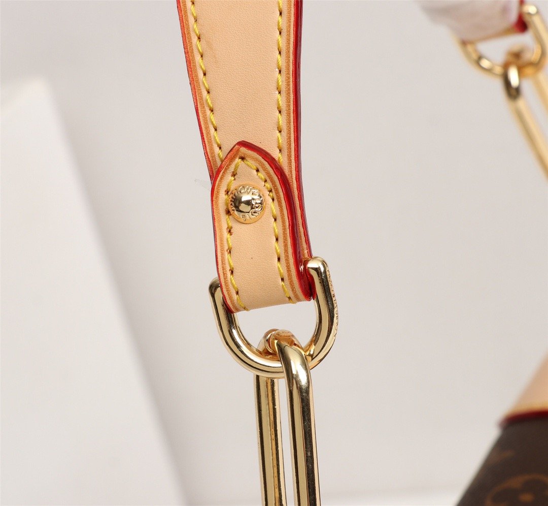 BL - High Quality Bags LUV 197