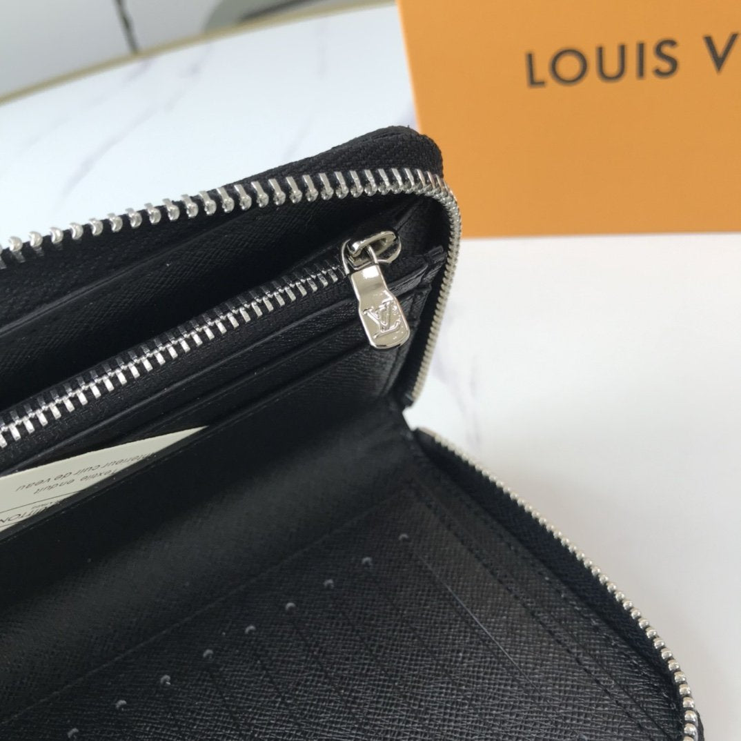 BL - High Quality Wallet LUV 010