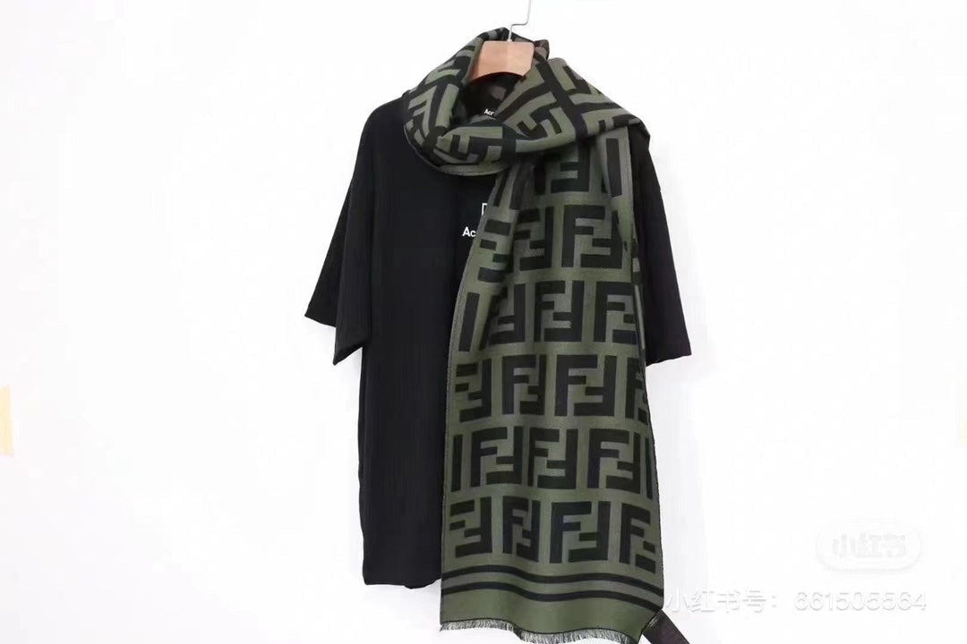High Quality FEI Scarf 009