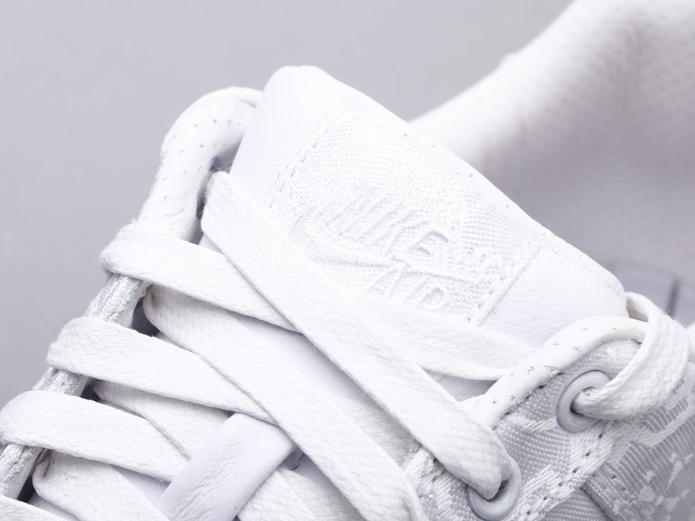 BL - CLOT white silk