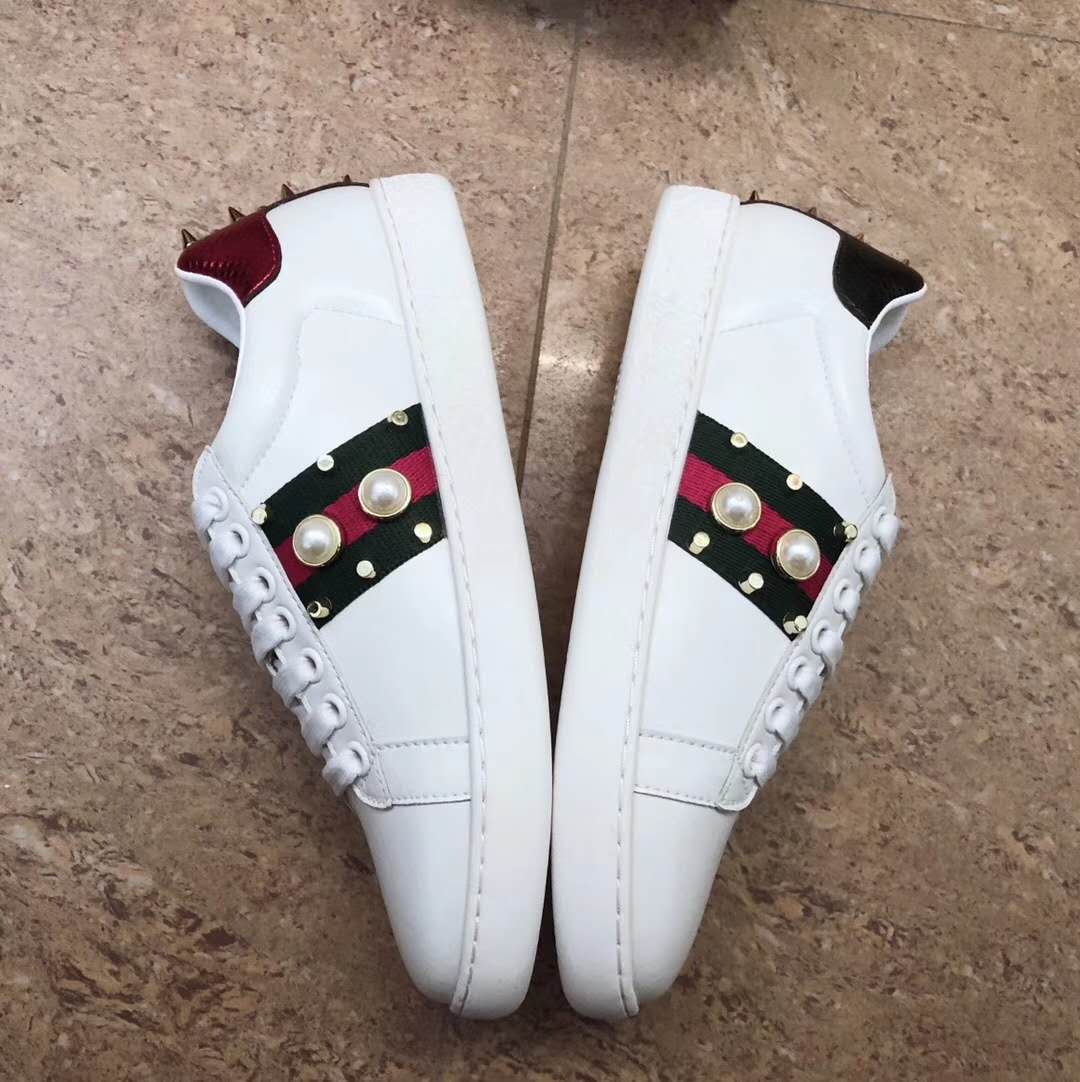 BL- GCI Ace Embroidered Low-Top Sneaker 041