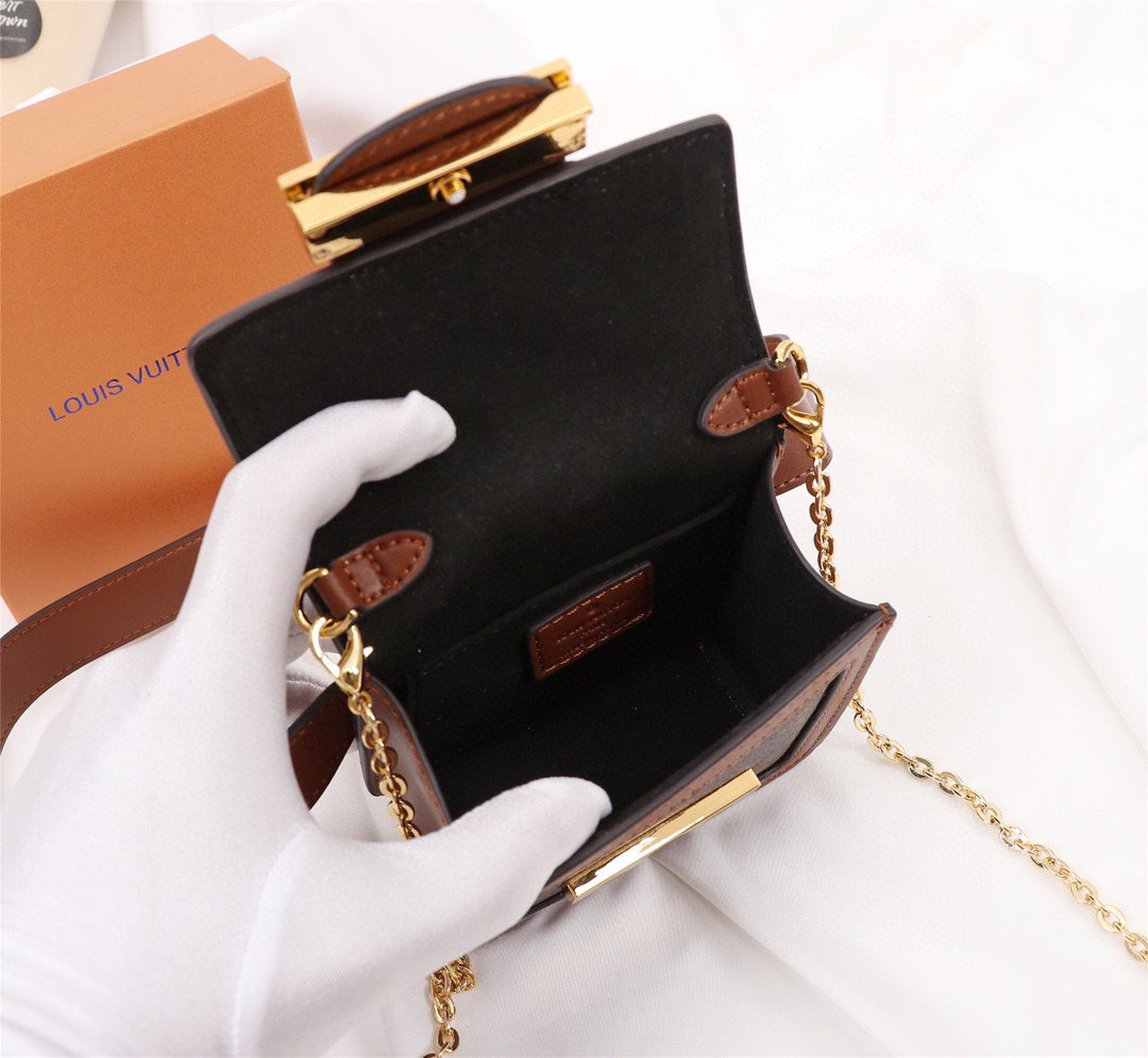 BL - High Quality Bags LUV 047
