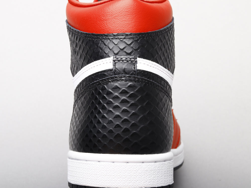 BL - AJ1 satin snake print