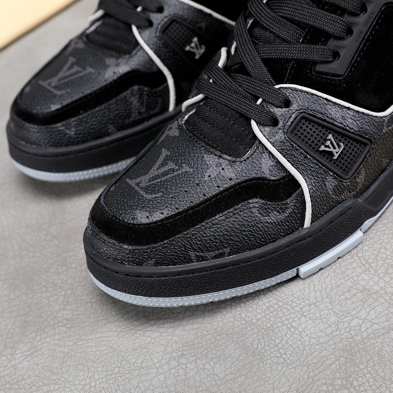 BL - Luv Rivoli In Black Sneaker