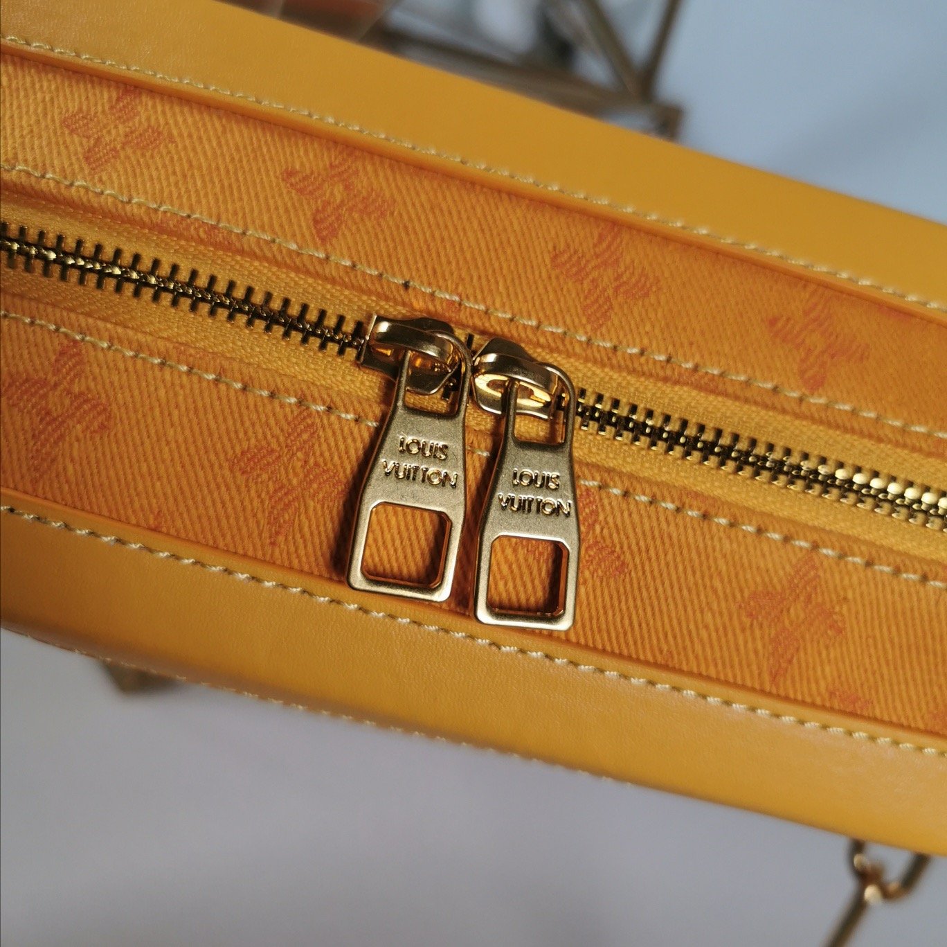 BL - High Quality Bags LUV 256