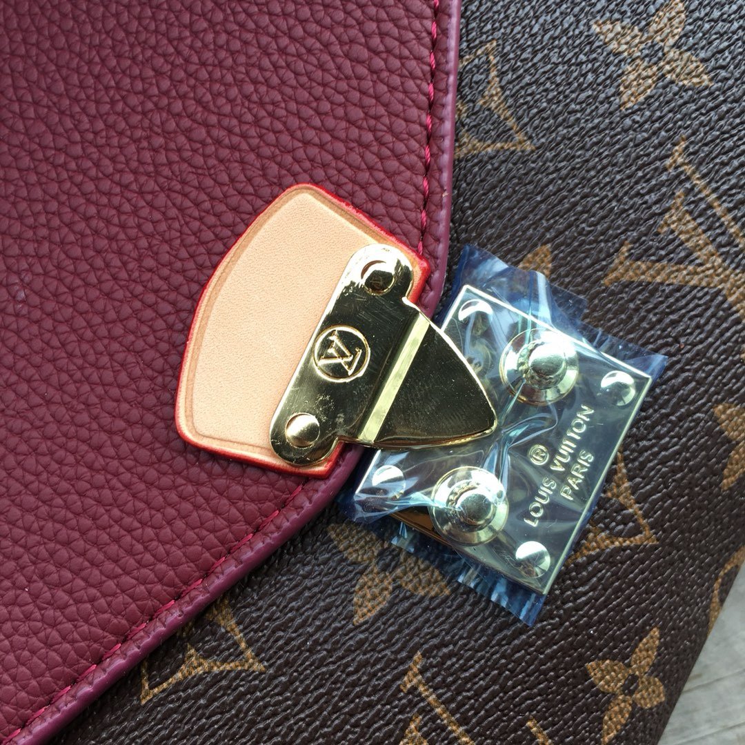 BL - High Quality Bags LUV 208