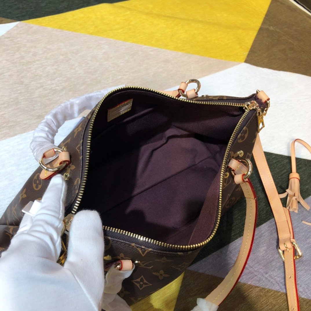 BL - High Quality Bags LUV 246
