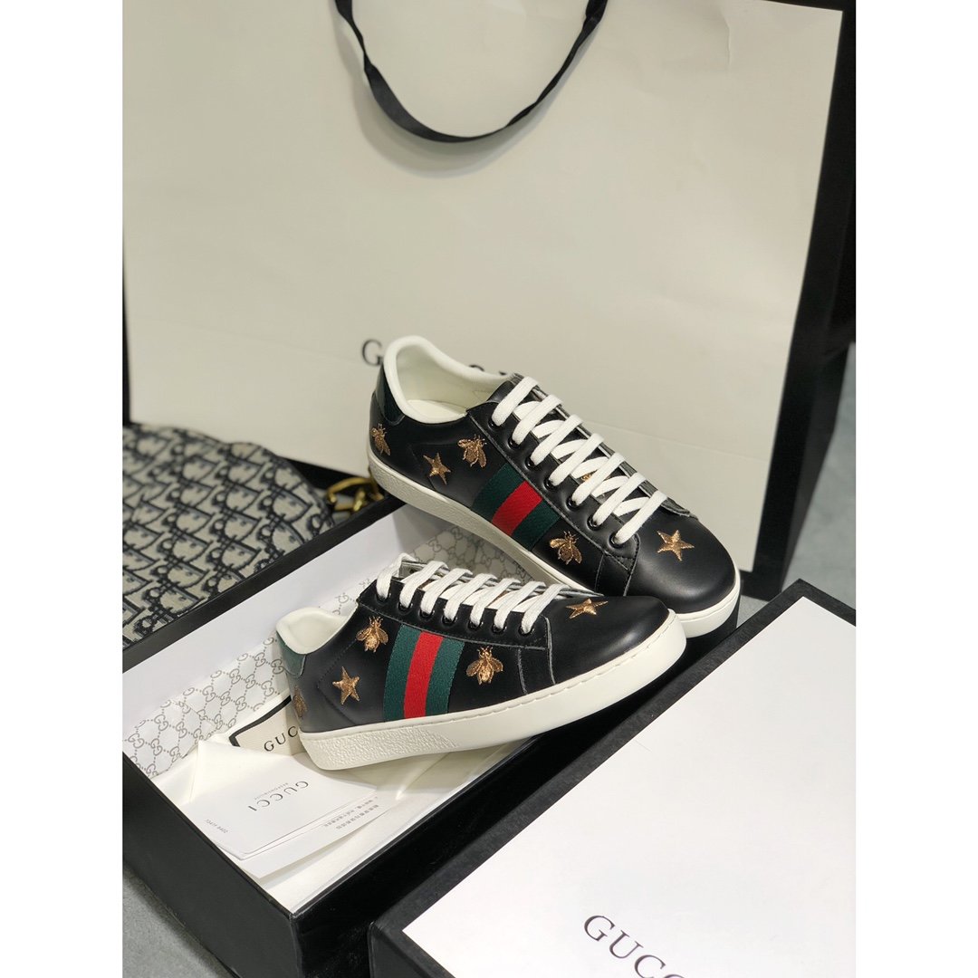 BL-GCI Ace Embroidered 'Bees and Stars Sneaker 064