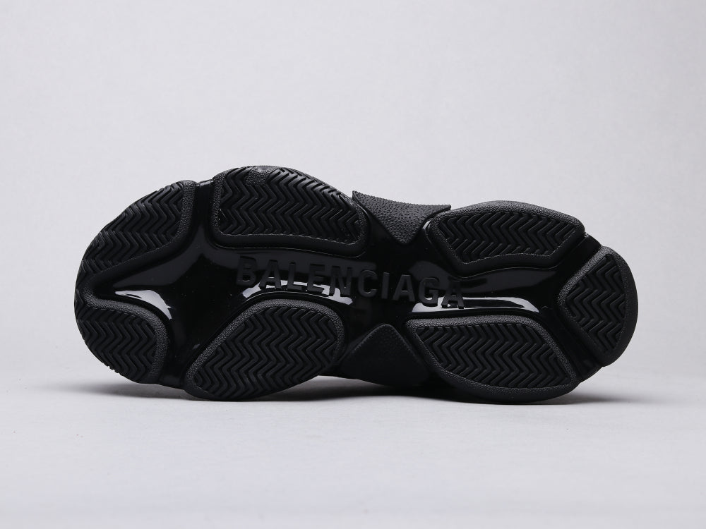 BL - High Quality Bla Sneaker 027
