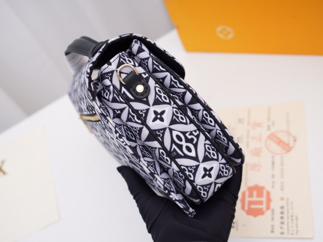 BL - High Quality Bags LUV 129