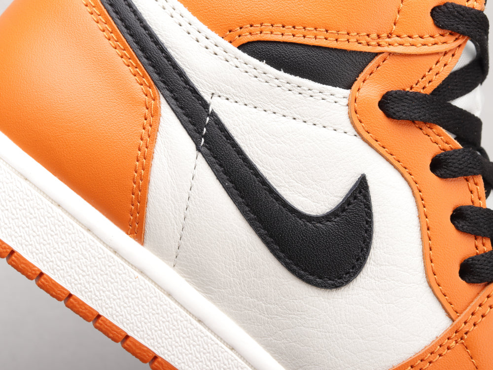 BL - AJ1 white buckle