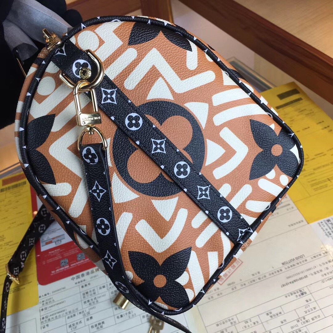 BL - High Quality Bags LUV 206
