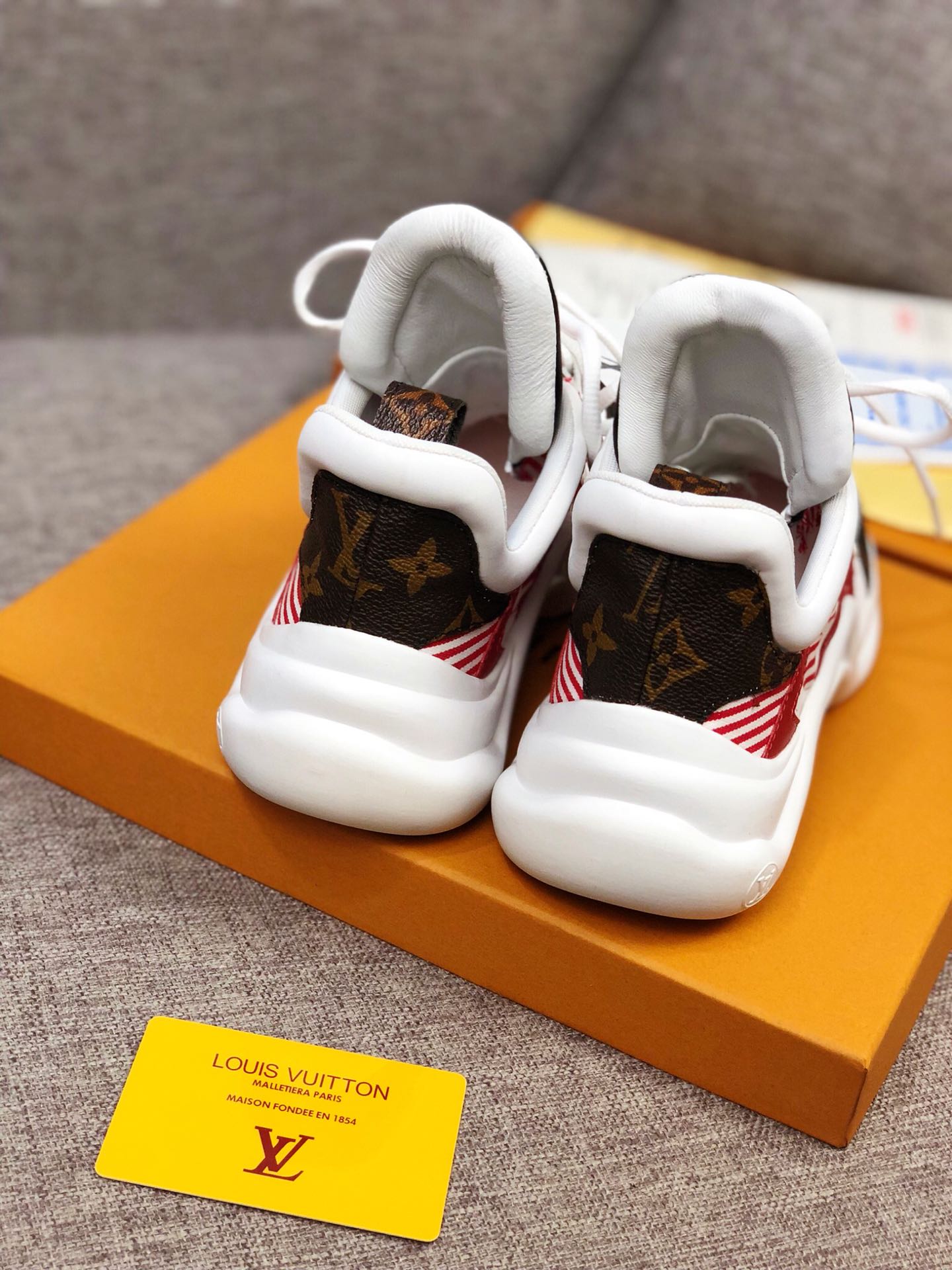BL - LUV Archlight White Red Brown Sneaker
