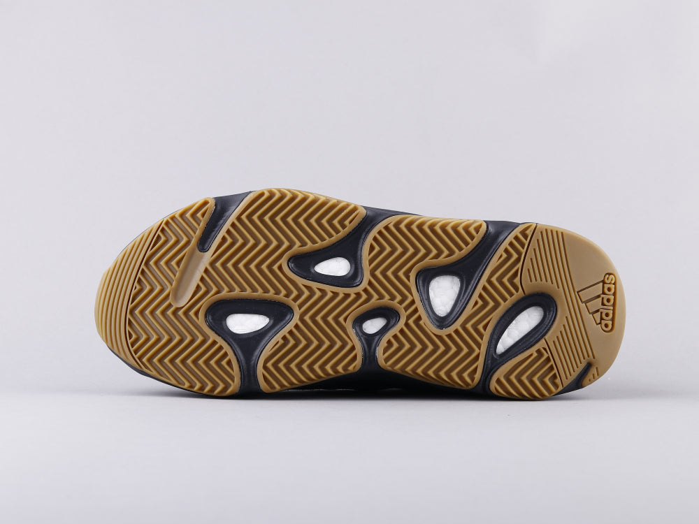 BL - Yzy 700 Raw Rubber Black Sneaker