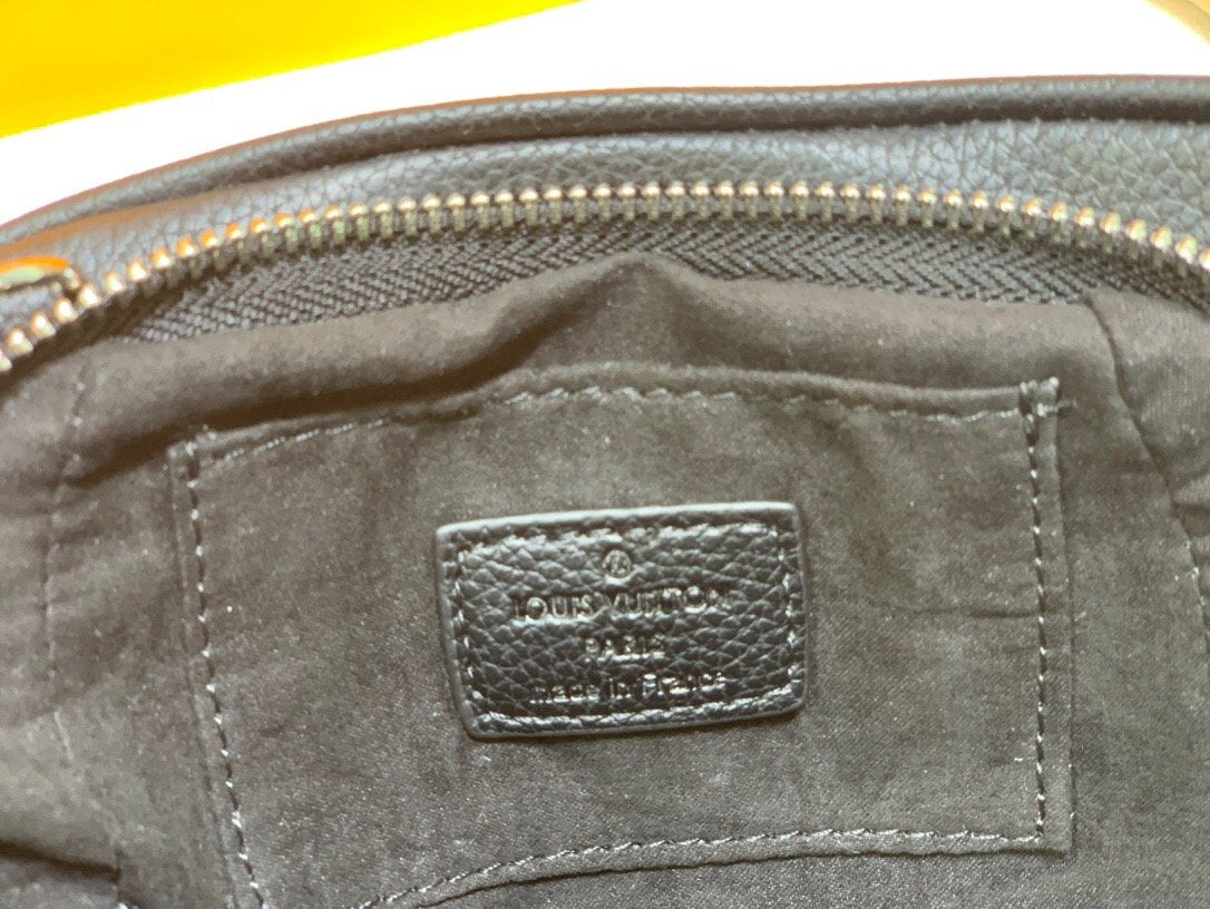 BL - High Quality Bags LUV 122
