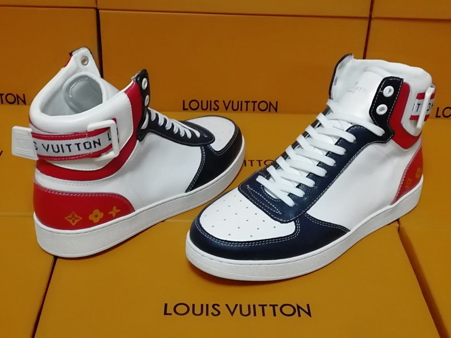 BL - Luv Rivoli Black Red Sneaker