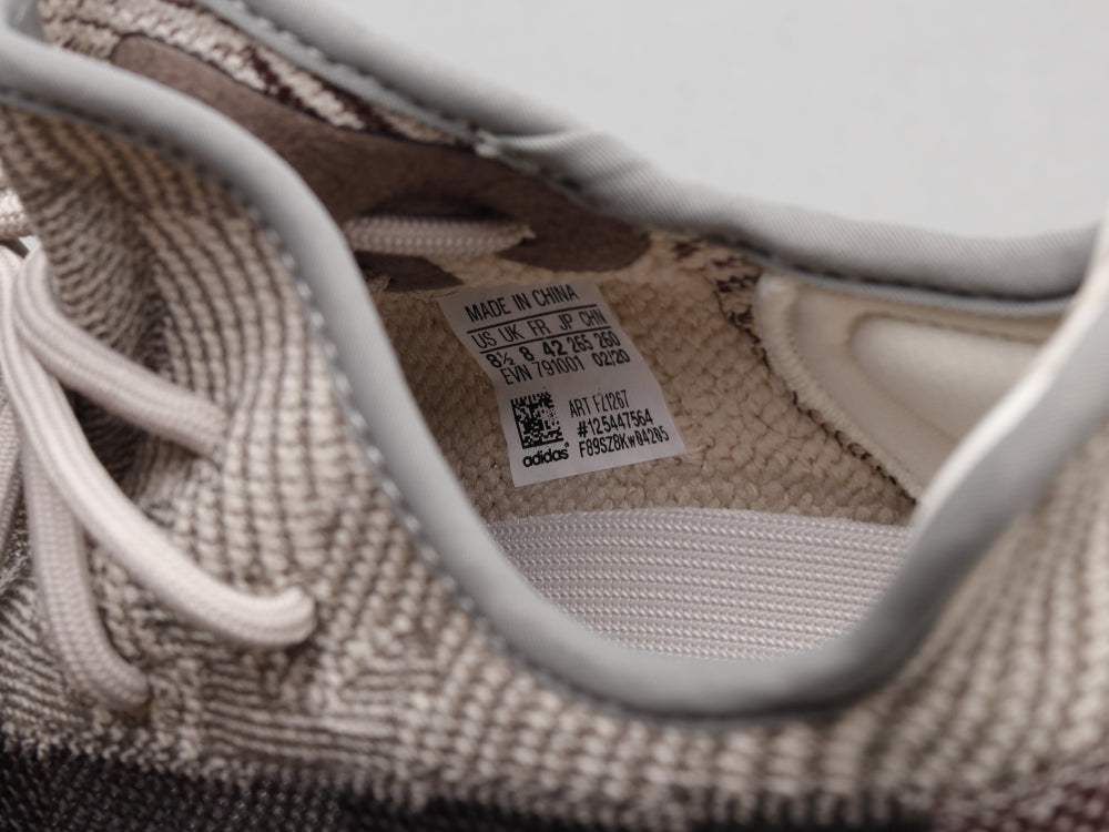 BL - Yzy 350 Zyon Sneaker