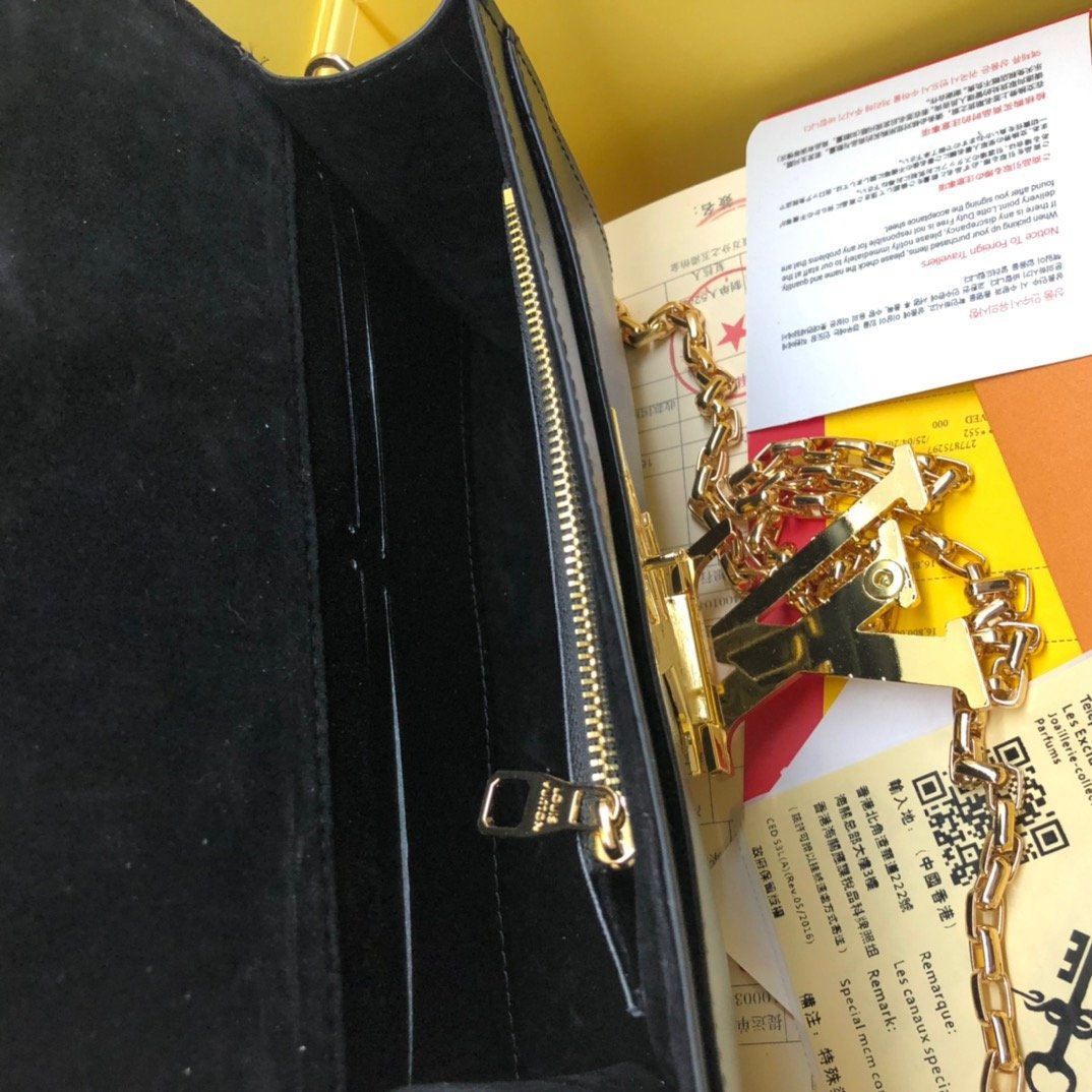 BL - High Quality Bags LUV 155