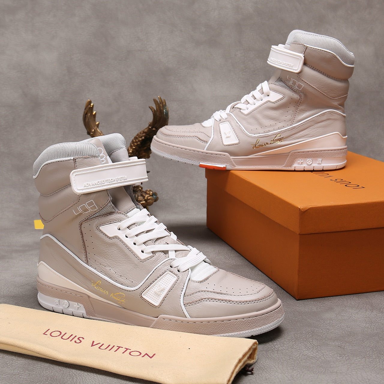 BL - LUV Traners Inspired Sneaker