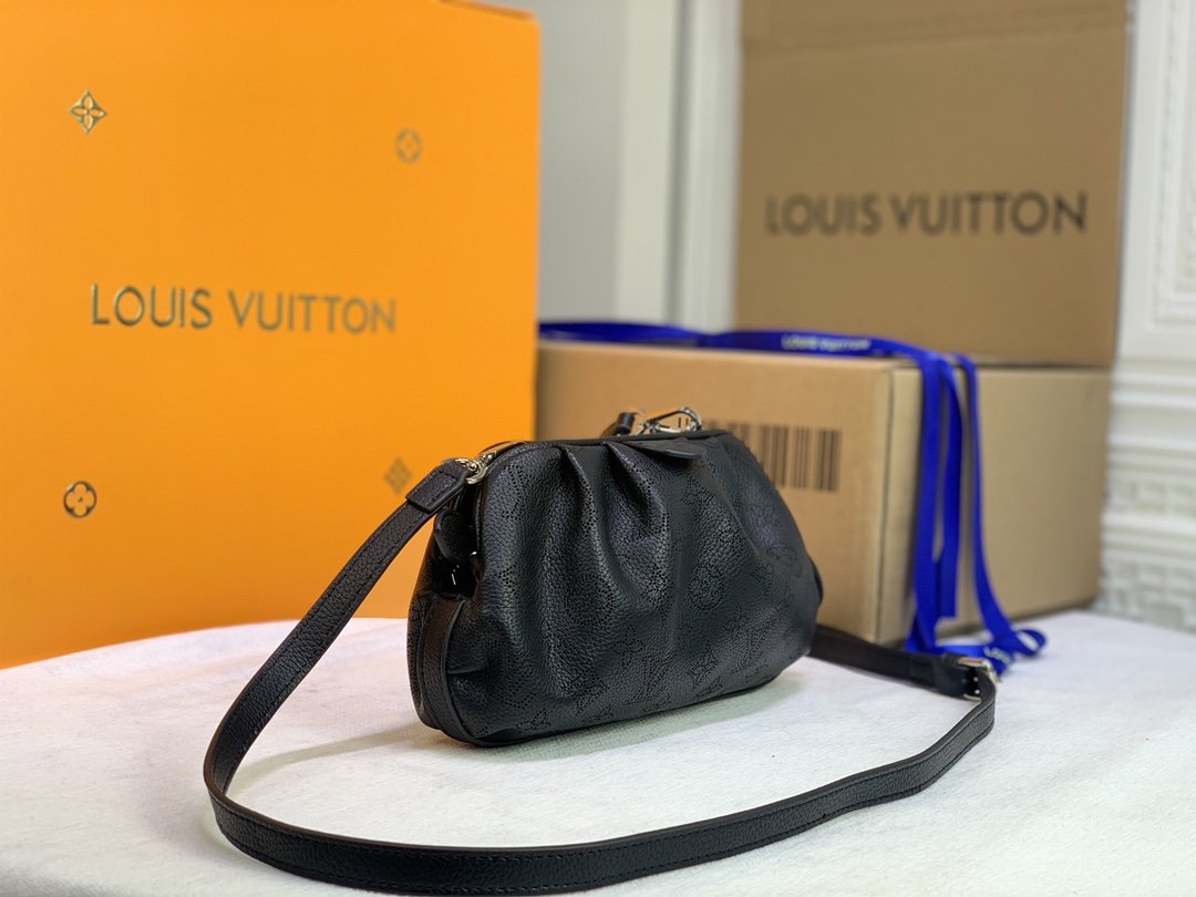 BL - High Quality Bags LUV 093