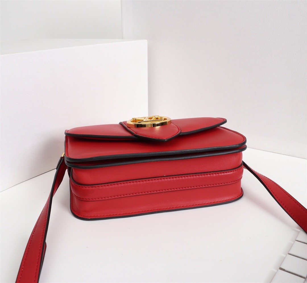 BL - High Quality Bags LUV 444