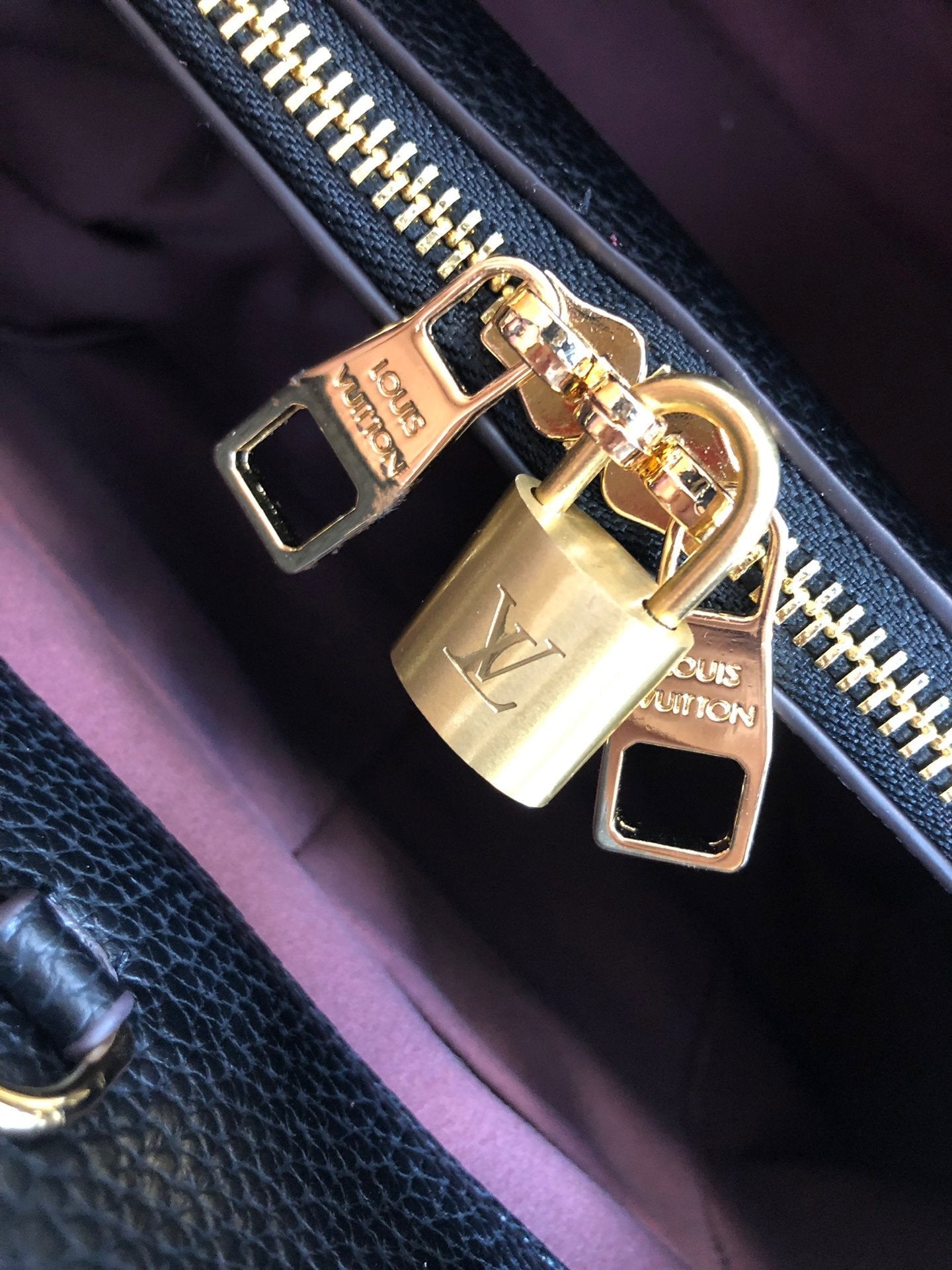 BL - High Quality Bags LUV 035