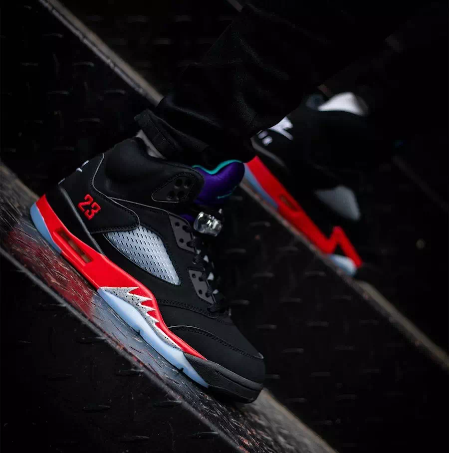 BL - AJ5 Top3