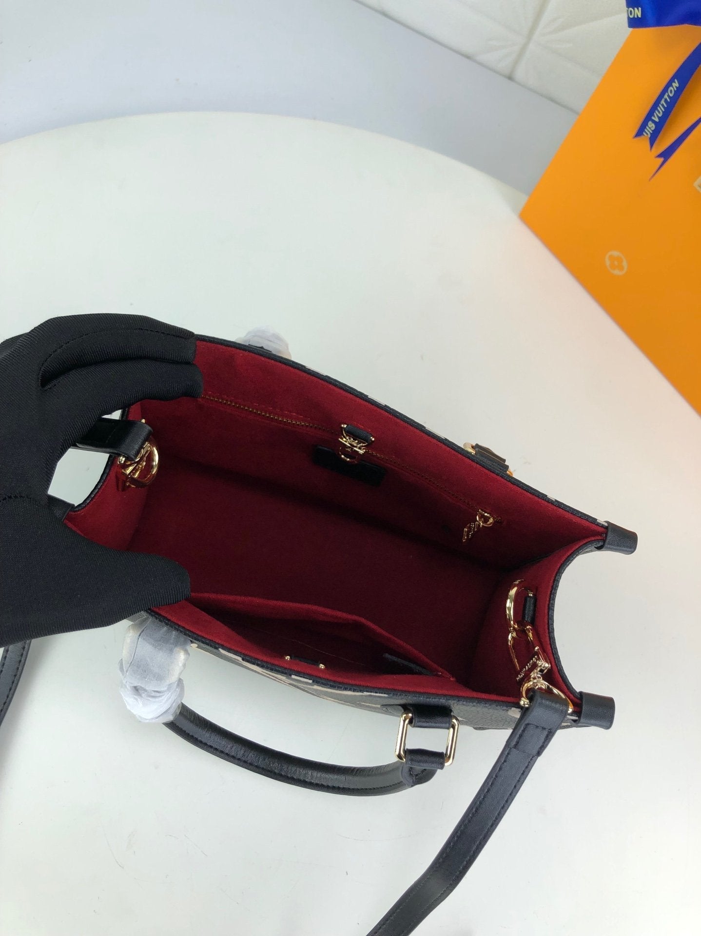 BL - High Quality Bags LUV 106