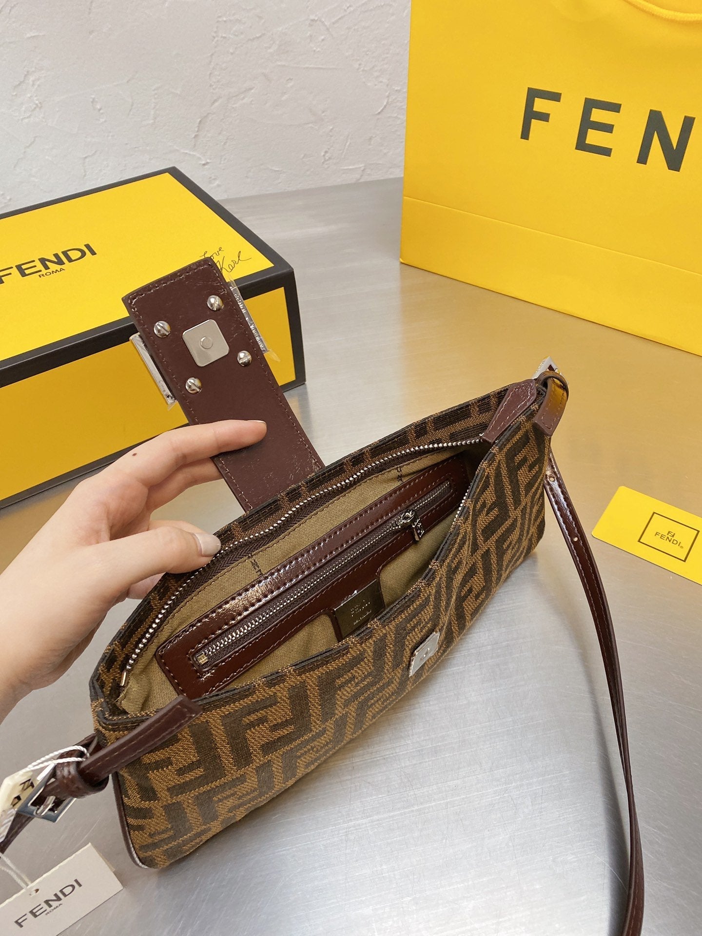 BL - High Quality Bags FEI 113