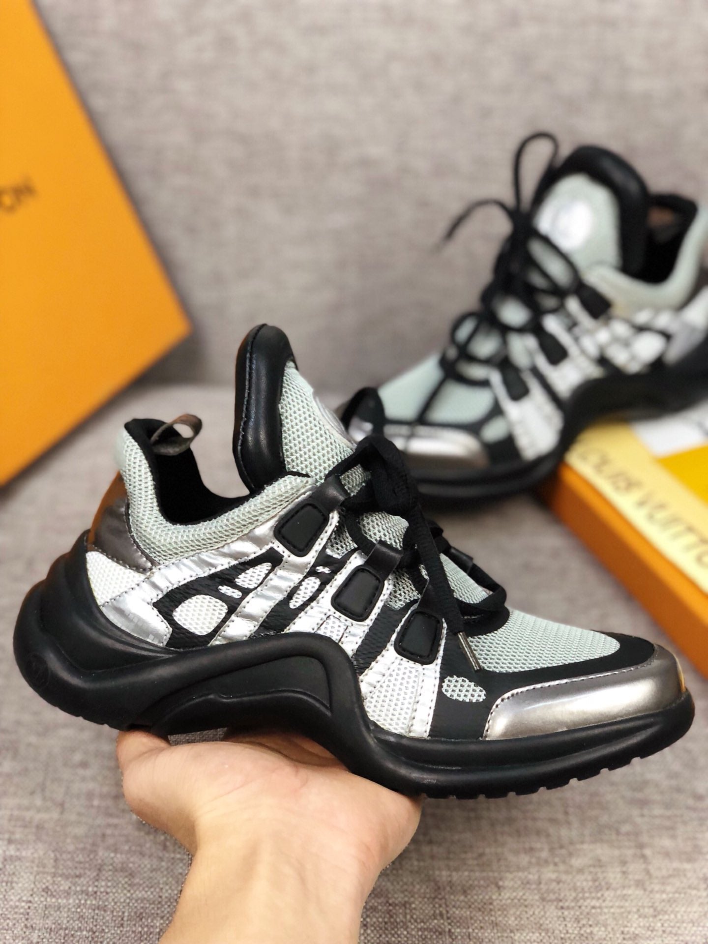 BL - LUV Archlight Black Green Sneaker