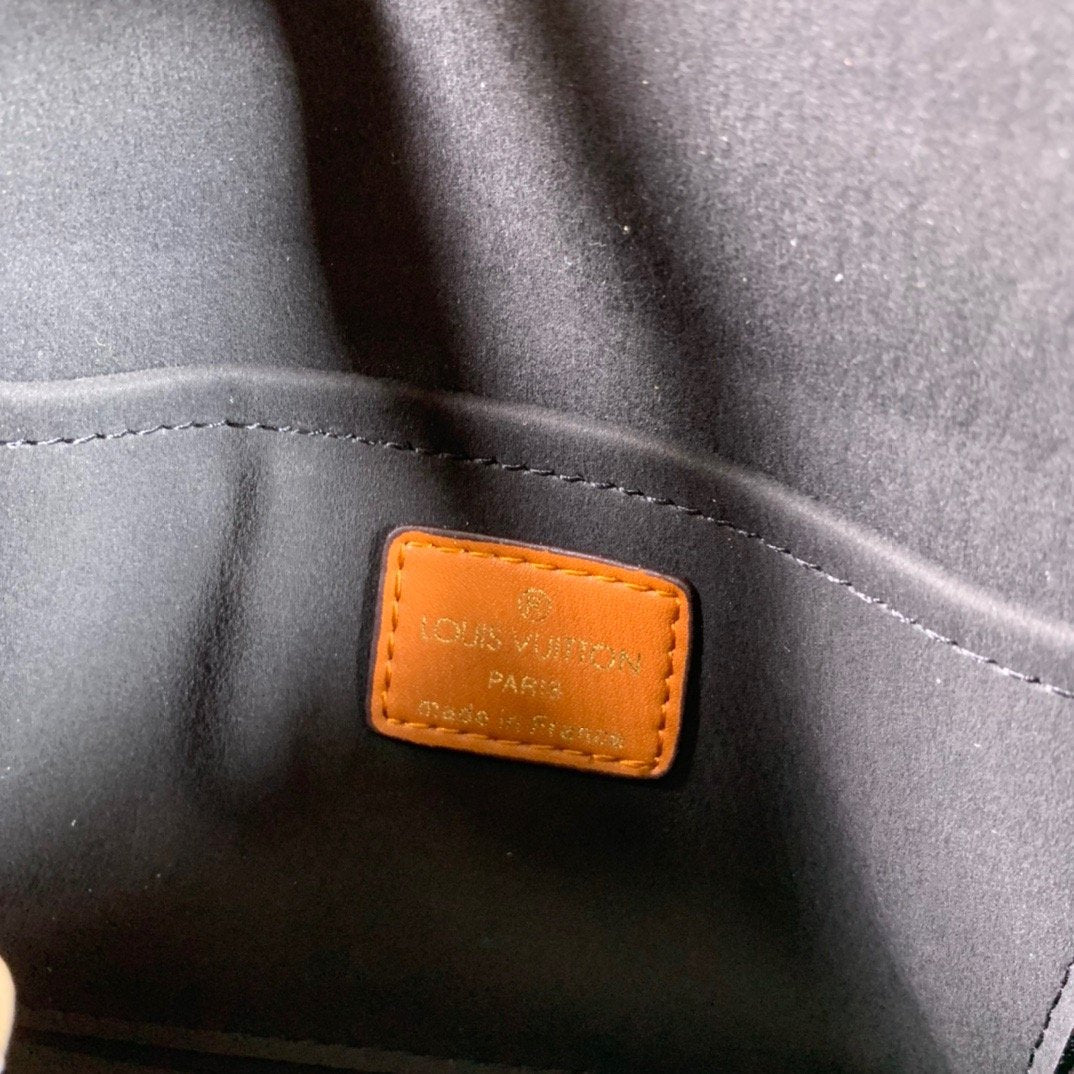 BL - High Quality Bags LUV 037