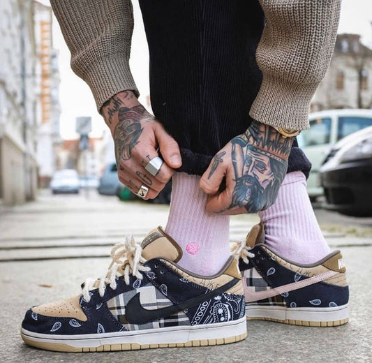 BL - Travis Scott x SB Dunk Low Cashew Blossom