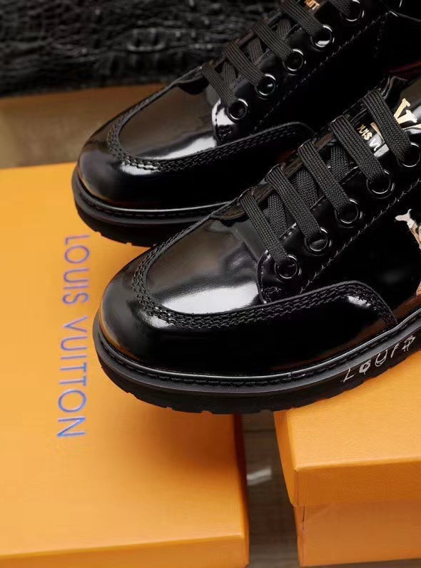 BL - LUV Black Sneaker