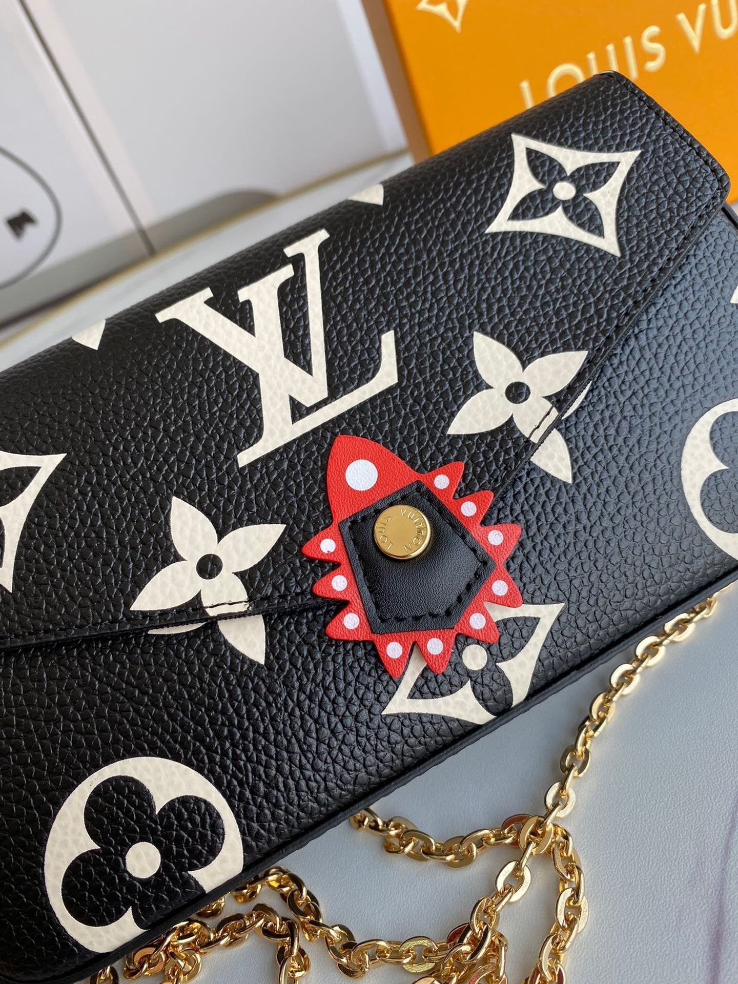 BL - High Quality Bags LUV 033