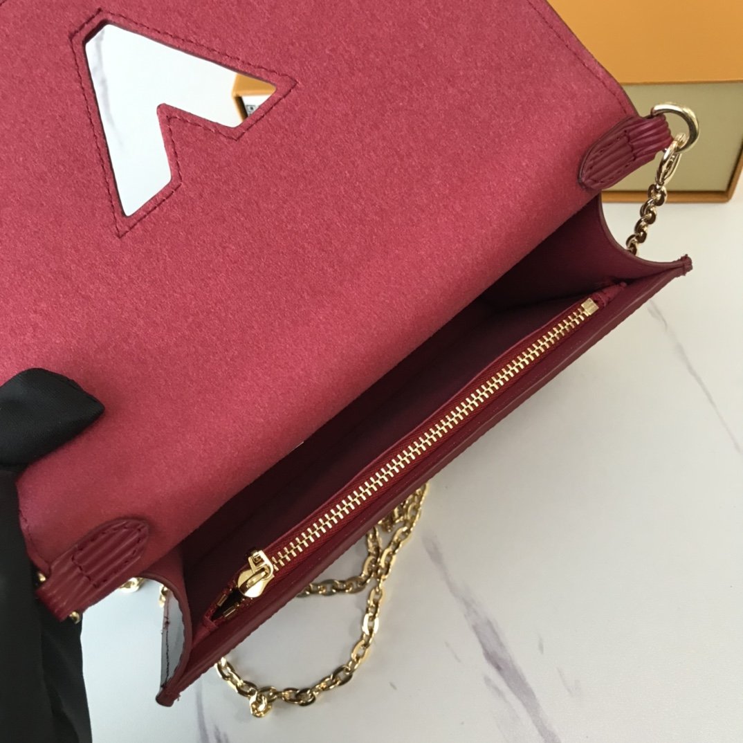 BL - High Quality Wallet LUV 065