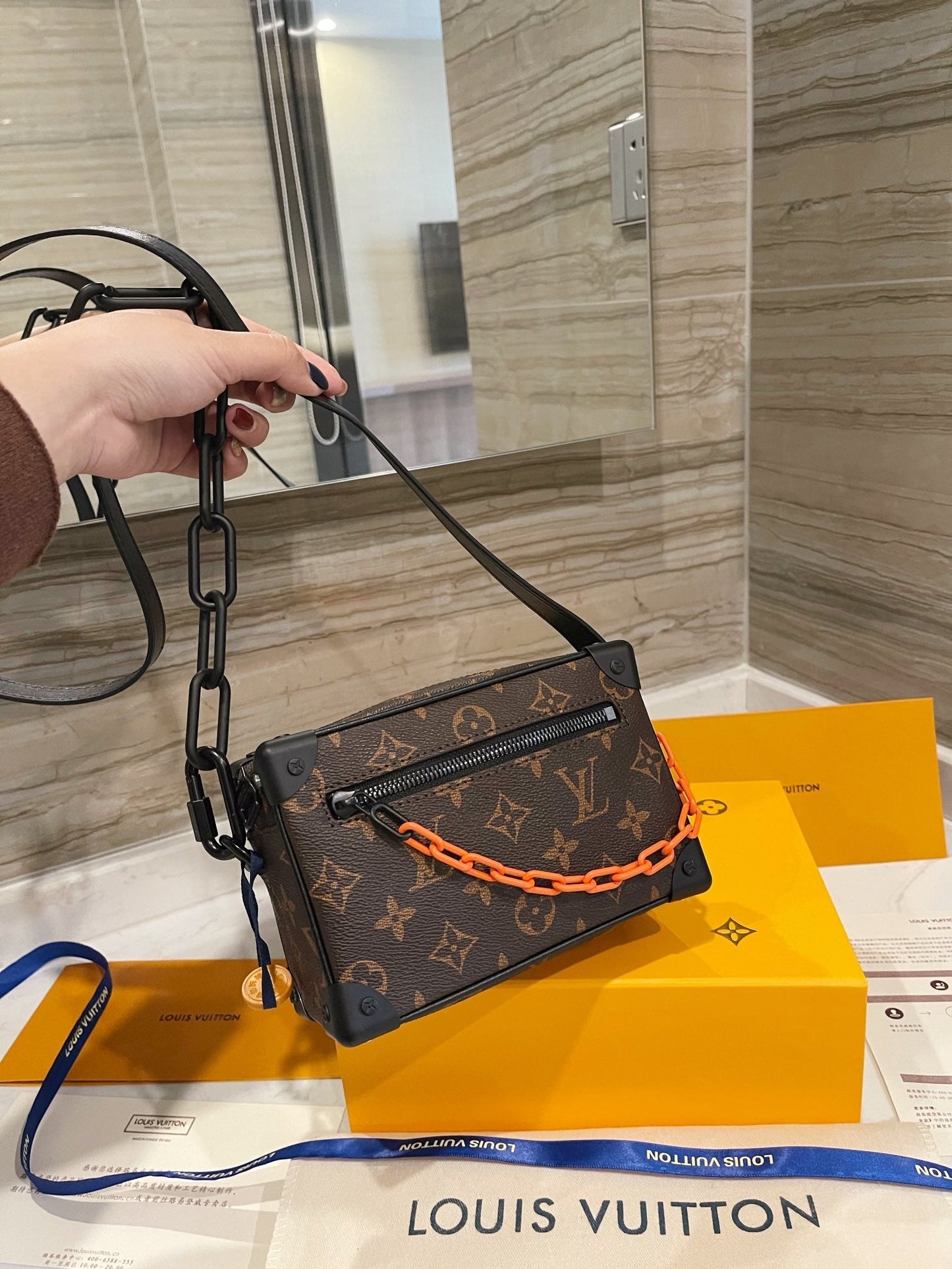BL - High Quality Bags LUV 087