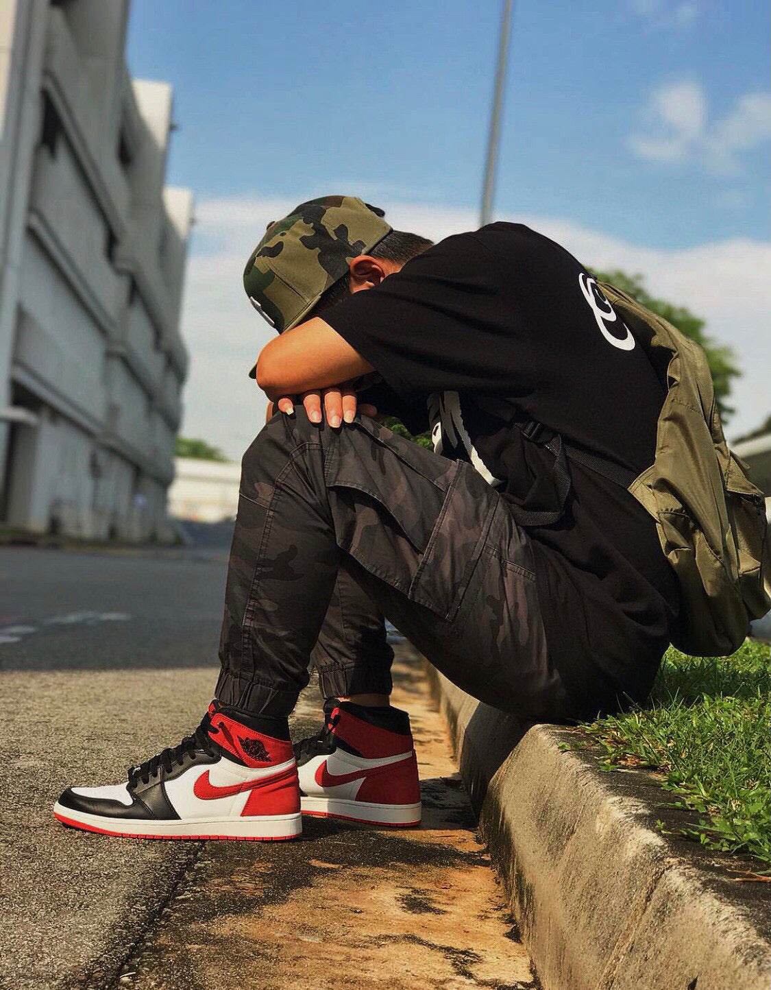BL - AJ1 High Six Crowns Black and Red