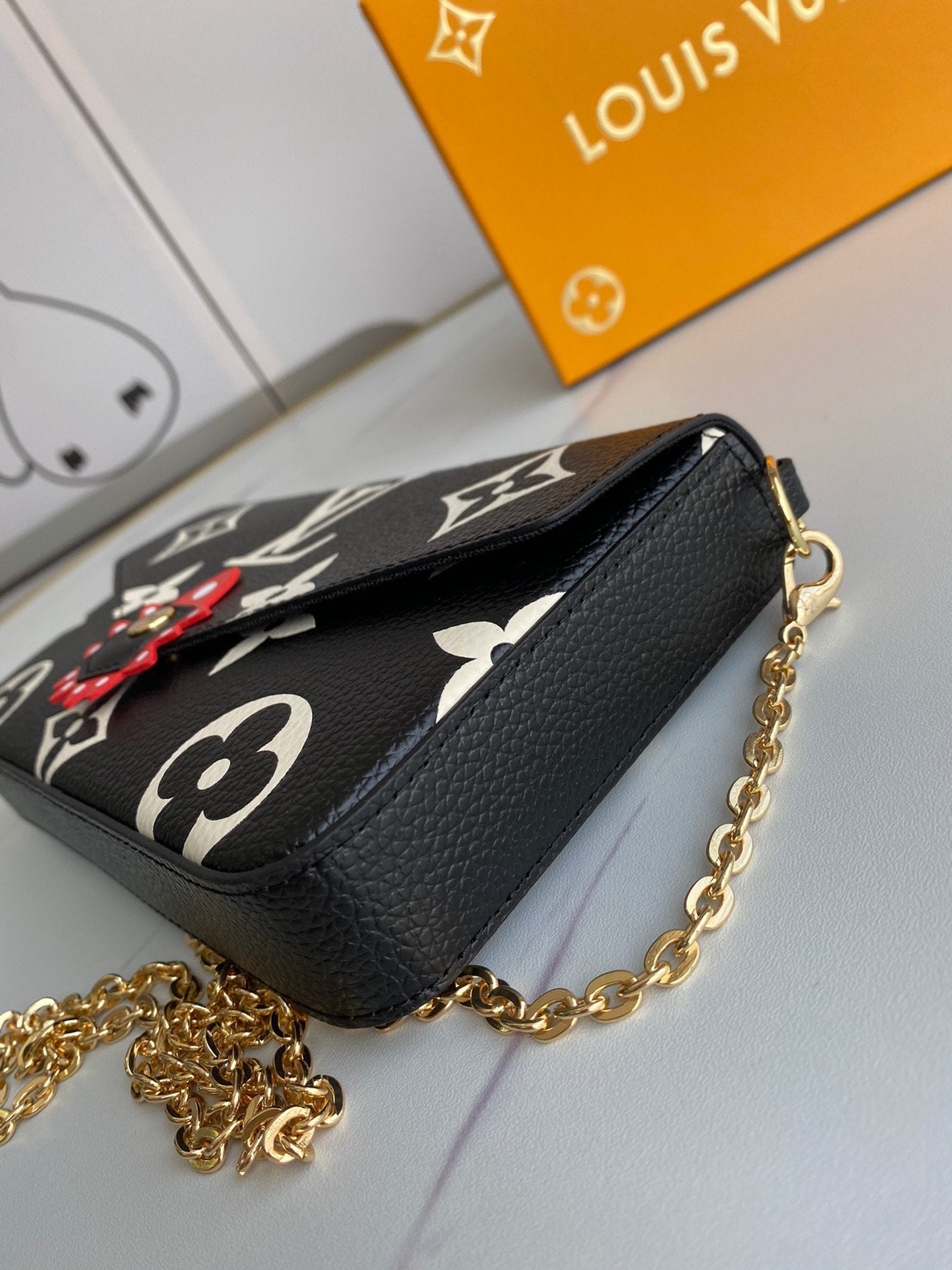 BL - High Quality Bags LUV 033