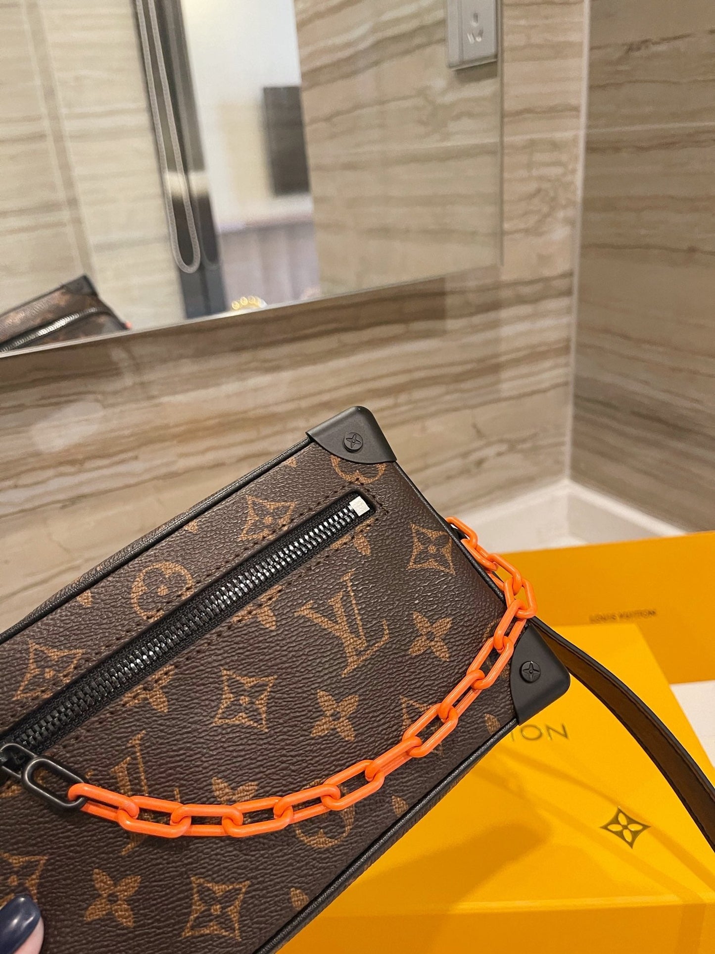 BL - High Quality Bags LUV 087