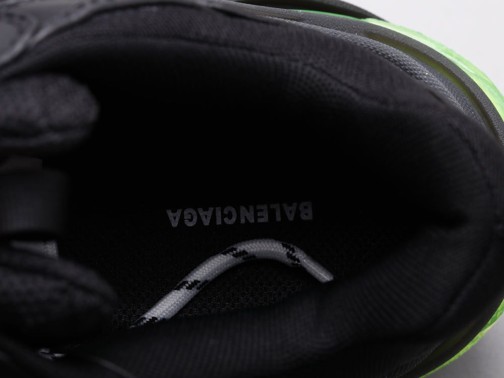 BL - Bla Triple S Black Green Sneaker