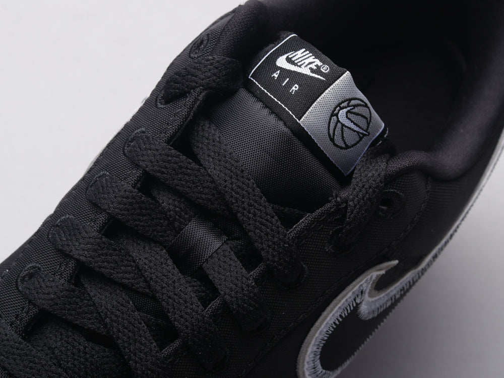 BL - AF1 Reverse Stitch Black & White