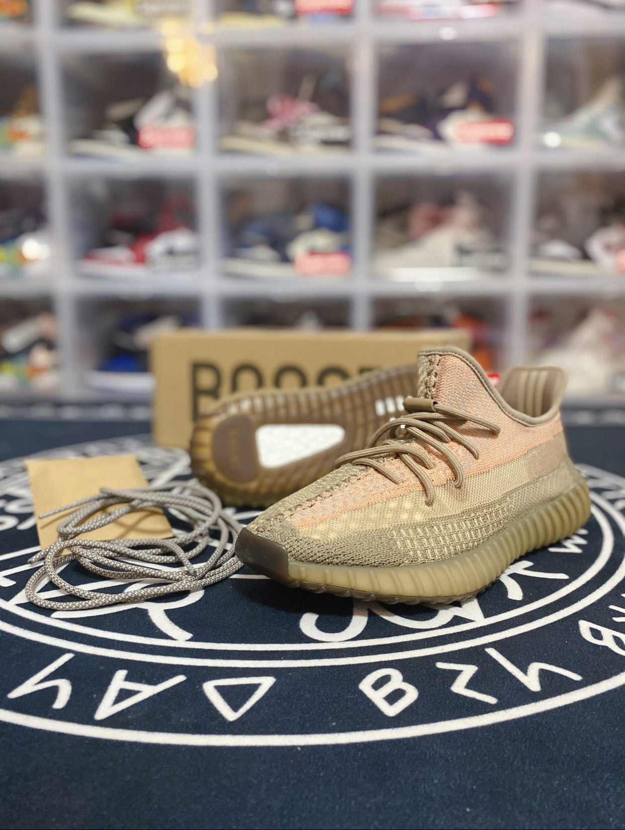 BL - Yzy 350 Dirty Orange Angel Sneaker