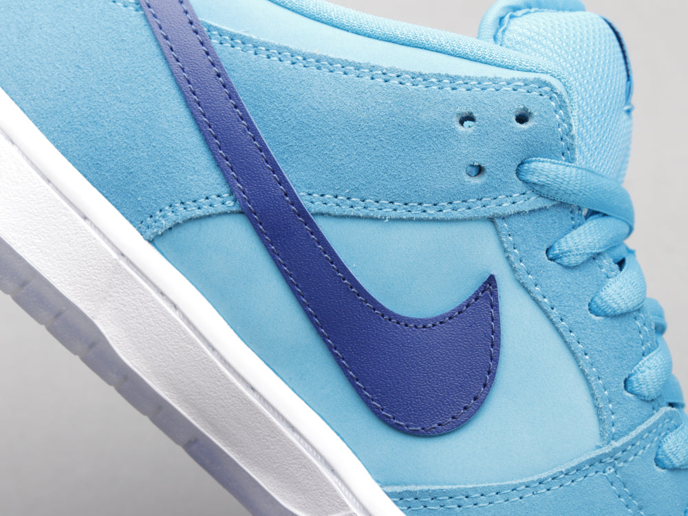 BL - NKE lake blue ice blue
