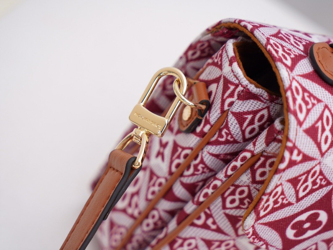 BL - High Quality Bags LUV 128