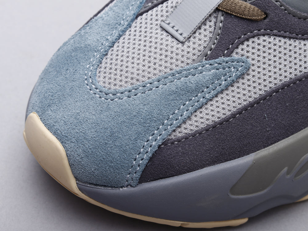 BL - Yzy 700 Teal BLue Sneaker